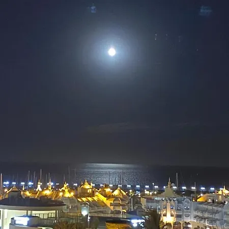 Puerto Marina Апартаменти Бенальмадена