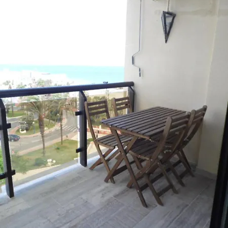 Апартаменти Puerto Marina *